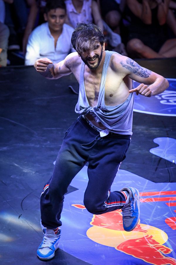 Международное танцевальное соревнование Red Bull Dance Your Style в Баку - Sputnik Азербайджан