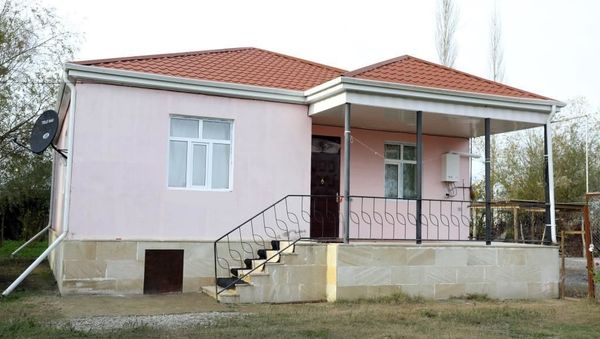 Дома для вынужденных переселенцев, фото из архива - Sputnik Азербайджан
