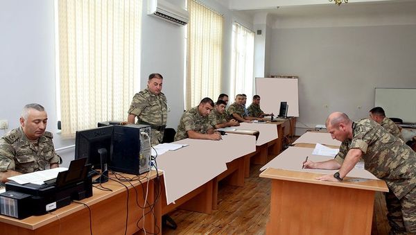 В Центре военных игр проводится командно-штабное учение - Sputnik Азербайджан