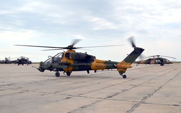 Азербайджано-турецкие учения TurAz Qartalı - 2019 продолжаются с привлечением боевых вертолетов - Sputnik Азербайджан