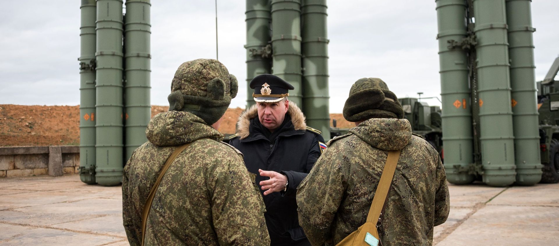  S-400 zenit-raket kompleksləri və hərbçilər, arxiv şəkli - Sputnik Азербайджан, 1920, 21.01.2020