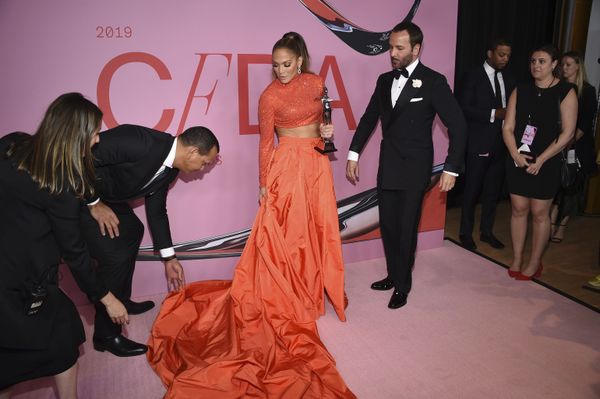 Актриса и певица Дженнифер Лопес на церемонии вручения CFDA Fashion Awards  - Sputnik Азербайджан