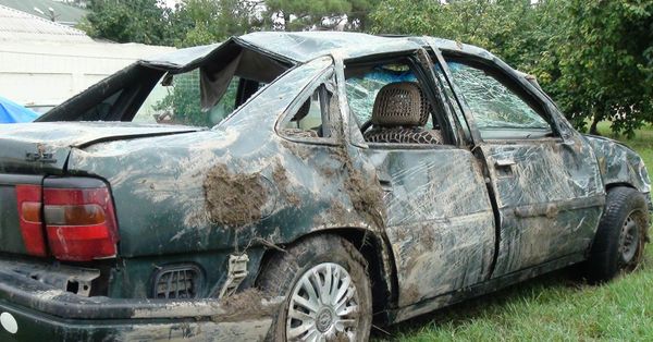 Страшное ДТП в Имишли: автомобиль утонул вместе с пассажирами и водителем - фото - Sputnik Азербайджан
