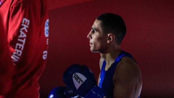 Азербайджанский боксер Тайфур Алиев на чемпионате мира в Екатеринбурге (Россия) Азербайджанский боксер Тайфур Алиев на чемпионате мира в Екатеринбурге (Россия) - Sputnik Азербайджан