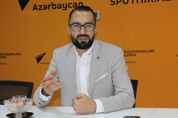 Надо просто захотеть: бакинец намерен обойти пешком одиннадцать стран - Sputnik Азербайджан
