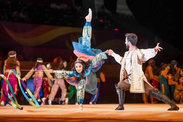 Церемония открытия 37-го Чемпионата Мира по художественной гимнастике на Национальной гимнастической арене в Баку - Sputnik Азербайджан