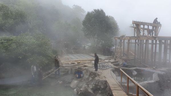 Строители из Узбекистана: на Курилах не обманывают — это не Москва - Sputnik Азербайджан