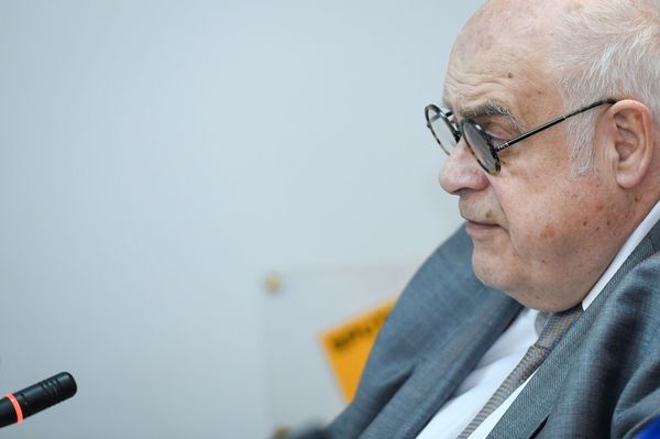 Сопредседатель Генерального совета Ассамблеи народов Евразии Бернар Лозе - Sputnik Азербайджан