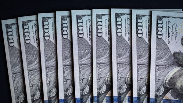Купюры американских долларов, фото из архива - Sputnik Азербайджан