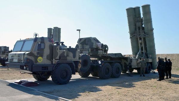 Вооружение и военная техника переводятся на зимний режим эксплуатации - Sputnik Азербайджан