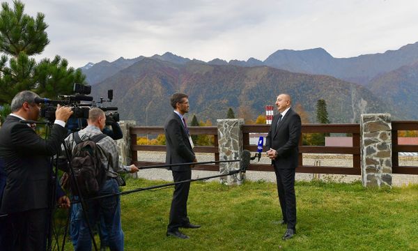 Президент Алиев: отношения Азербайджана с Россией проверены временем - Sputnik Азербайджан