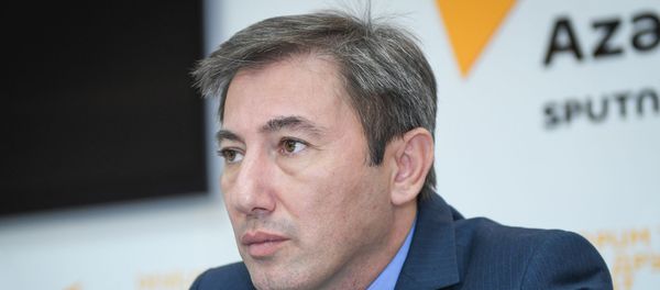 Политолог Ильгар Велизаде - Sputnik Азербайджан