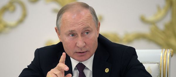 Президент РФ Владимир Путин на заседании Совета глав государств Содружества Независимых Государств (СНГ) - Sputnik Азербайджан