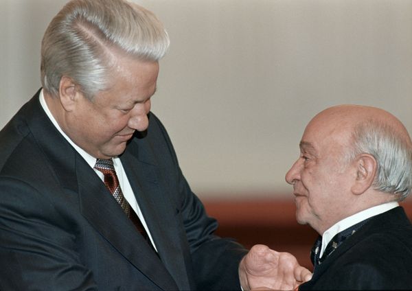 Человек, навсегда оставшийся в сердцах миллионов: вспоминая Ролана Быкова - Sputnik Азербайджан