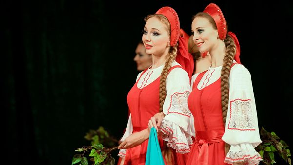 Выступление Российского государственного академического хореографического ансамбля Березка в Баку - Sputnik Азербайджан