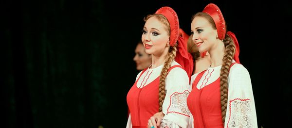 Выступление Российского государственного академического хореографического ансамбля Березка в Баку - Sputnik Азербайджан