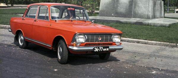 Советский легковой автомобиль малого класса Москвич-412. - Sputnik Азербайджан