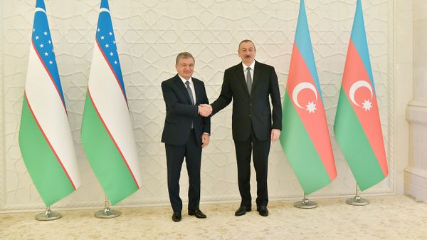 Встреча Президента Азербайджана Ильхама Алиева и Президента Узбекистана Шавката Мирзиёева - Sputnik Азербайджан