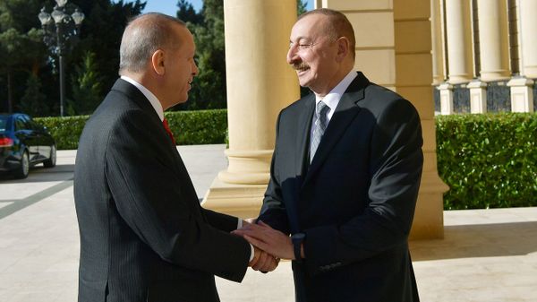 Президент Азербайджана Ильхам Алиев и президент Турции Реджеп Тайип Эрдоган, фото из архива
 - Sputnik Азербайджан