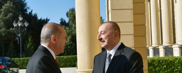 Президент Азербайджана Ильхам Алиев и Президент Турции Реджеп Тайип Эрдоган - Sputnik Азербайджан