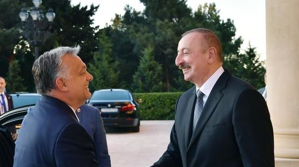 Президент Ильхам Алиев встретился с премьер-министром Венгрии Виктором Орбаном - Sputnik Азербайджан