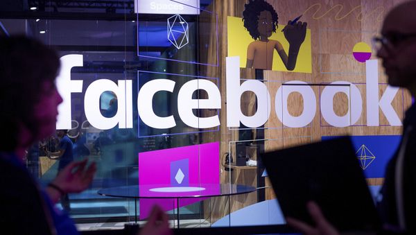 Стенд Facebook, фото из архива - Sputnik Азербайджан