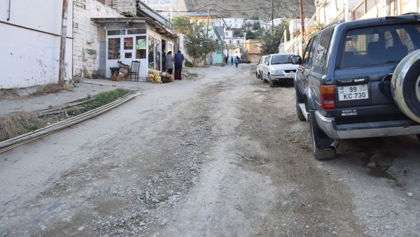Səbaildə bərbad yollar - Sputnik Азербайджан
