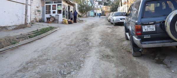 Səbaildə bərbad yollar - Sputnik Азербайджан