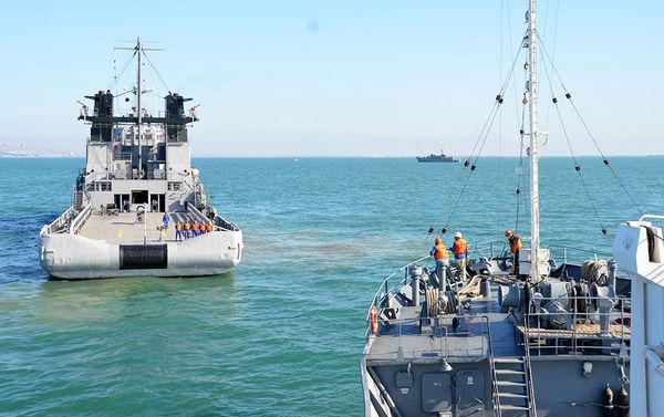Тактические учения Военно-морских сил  Азербайджана - Sputnik Азербайджан