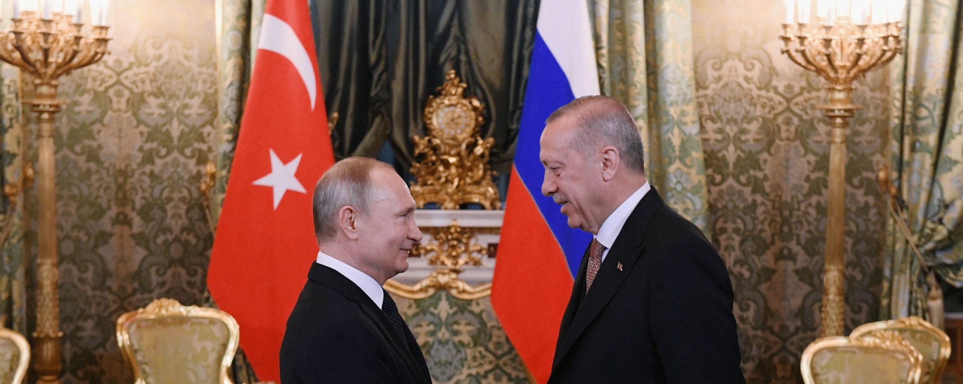 Президент РФ Владимир Путин и президент Турции Реджеп Тайип Эрдоган, фото из архива - Sputnik Азербайджан, 1920, 05.05.2021