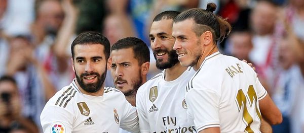 Real Madrid futbolçuları, arxiv şəkli - Sputnik Азербайджан