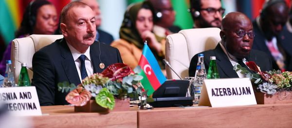 В Баку начал работу XVIII Саммит глав государств и правительств стран-членов Движения неприсоединения. - Sputnik Азербайджан