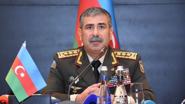 Mинистр обороны Азербайджана Закир Гасанов - Sputnik Азербайджан