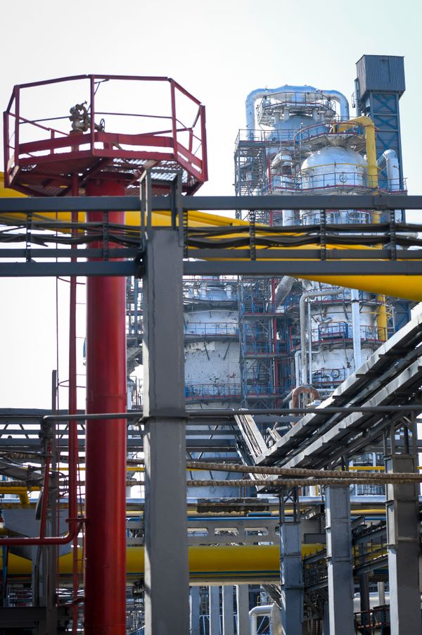 Бакинский нефтеперерабатывающий завод имени Гейдара Алиева - Sputnik Азербайджан
