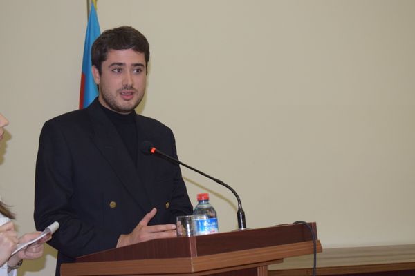 Студент из Парижа: о родстве с Гаджи Зейналабдином Тагиевым узнал случайно - Sputnik Азербайджан