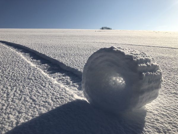 Снимок Snow Rollers in Wiltshire фотографа Brian Bayliss, ставший WPotY second runner-up конкурса Weather Photographer of the Year 2019 - Sputnik Азербайджан