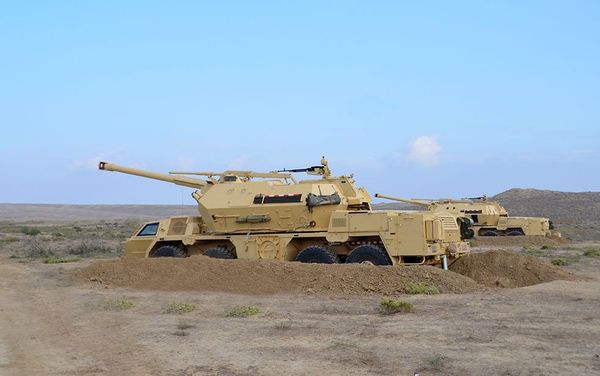 Ракетные и артиллерийские подразделения провели боевые стрельбы - Sputnik Азербайджан