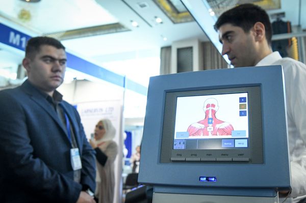 Азербайджанская международная выставка медицинских инноваций и индустрии красоты - Sputnik Азербайджан