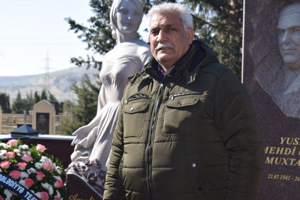 Как гордо жила, так же гордо и умерла: в Баку помянули Амалию Панахову - Sputnik Азербайджан
