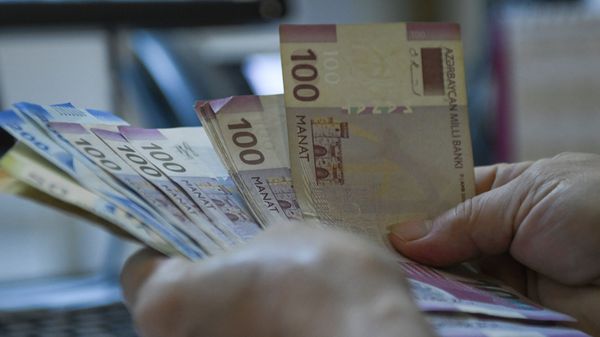 Пересчет денег, фото из архива - Sputnik Азербайджан
