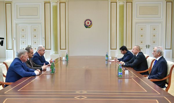 Президент Алиев принял некоторых участников саммита религиозных лидеров в Баку - Sputnik Азербайджан