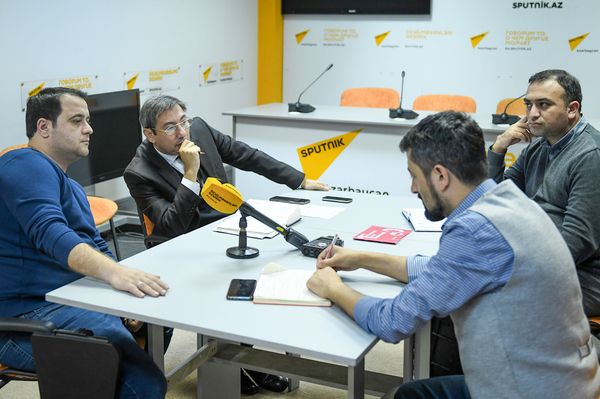Победитель фестиваля о кино в стране: хорошо бы с налогами решить и фонды создать - Sputnik Азербайджан