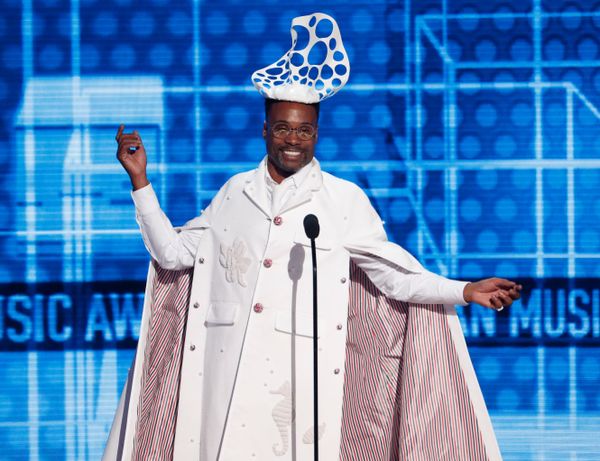Актер Билли Портер на церемонии награждения 2019 American Music Awards в Лос-Анджелесе - Sputnik Азербайджан