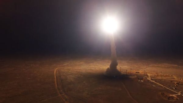 Пуск межконтинентальной баллистической ракеты “Тополь” - Sputnik Азербайджан