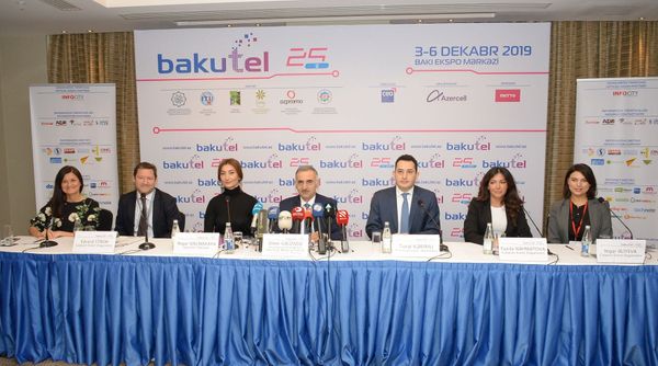 От 5G до битвы роботов: ведущие компании на юбилейной выставке Bakutel 2019 - Sputnik Азербайджан