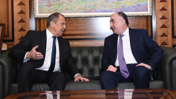Главы МИД Азербайджана и России Эльмар Мамедъяров и Сергей Лавров провели встречу в Баку - Sputnik Азербайджан