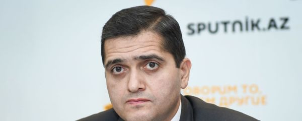 Руководитель аналитического агентства Атлас Эльхан Шахиноглу  - Sputnik Азербайджан