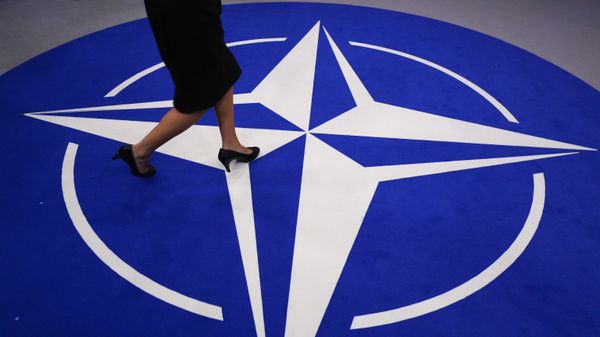 Символ НАТО - Sputnik Азербайджан