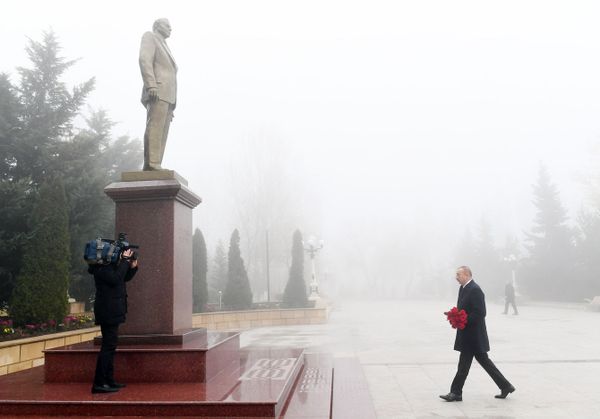 Президент Азербайджана совершил визит в Шамахинский район - фото - Sputnik Азербайджан