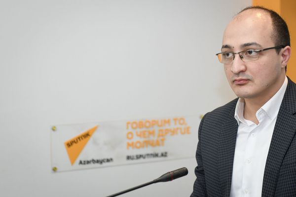 Новым депутатам надо обеспечить контроль над исполнением законов - эксперты - Sputnik Азербайджан